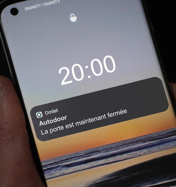 Notification automatique de la porte du poulailler sur un téléphone intelligent